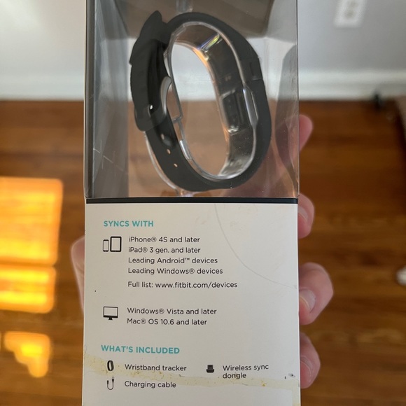 Fitbit - Picture 2 of 3
